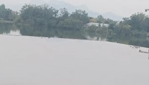 湖