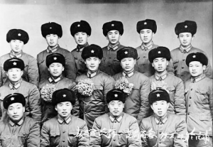 欢送四位战友