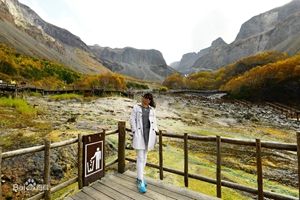 温泉和长白飞瀑              摄影：扬眉