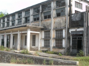原南方农场白马岭茶叶加工厂，现在也已经变成“古城”。