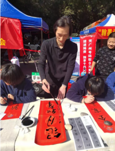 　　个性体现的《银月秋声》