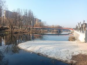 李村滨河路公园