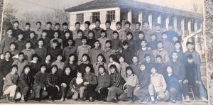 1974年底毕业照