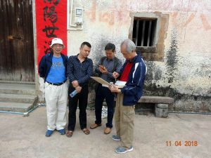 在叶亚来故居滟楼前现场写生