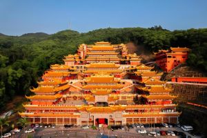 今日大岭山国家森林公园壮观的观音庙