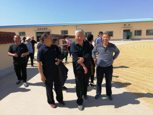 故地重游 故地重游