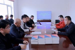 青海省创安有限公司党委副书记张涛组织赠书阅读活动