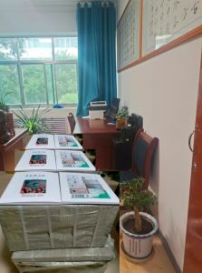 《秦陇雄关赋》出版物堆放现场