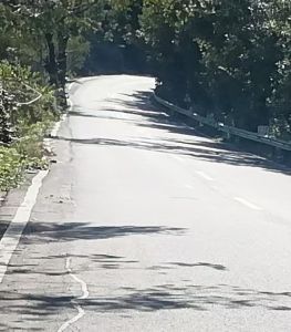 回家黄湖岭下坡