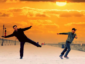 豪情登上古城墙