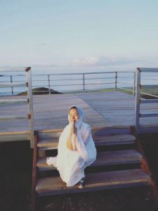 太阳感动月亮在迟暮