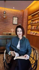 书评作者余乔梅 书评作者余乔梅
