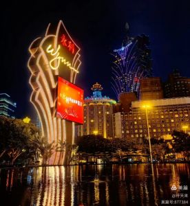 金燎澳地楼句意详解 金燎澳地楼句意详解